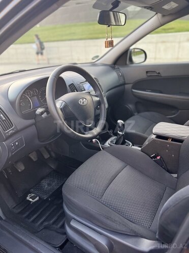 Hyundai i30 2010, 188,000 km - 1.6 л - Bakı