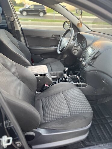 Hyundai i30 2010, 188,000 km - 1.6 л - Bakı