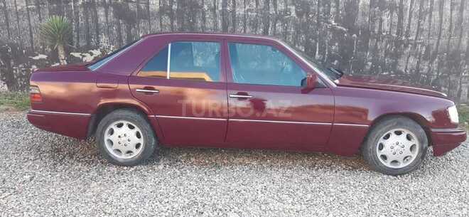 Mercedes E 300 1990, 887,940 km - 3.0 л - Bakı