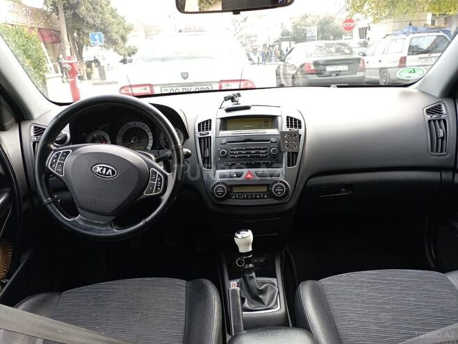 Kia Ceed 2009, 270,000 km - 1.6 l - Bakı