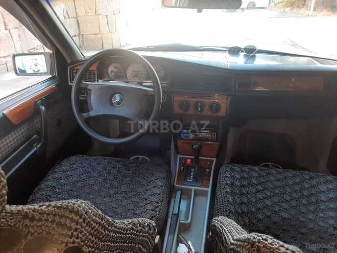 Mercedes 190 1992, 246,000 km - 2.0 л - Bakı