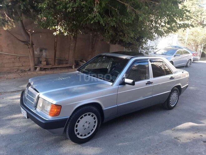Mercedes 190 1992, 246,000 km - 2.0 л - Bakı