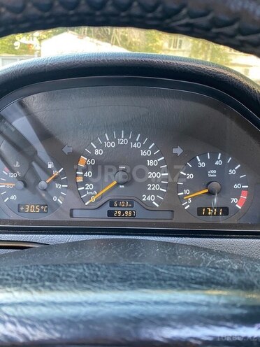 Mercedes C 180 1998, 280,000 km - 1.8 л - Bakı