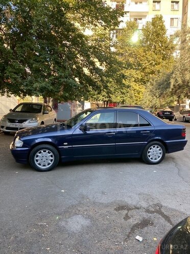 Mercedes C 180 1998, 280,000 km - 1.8 л - Bakı