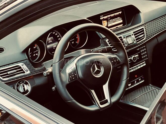 Mercedes E 220 2013, 253,000 km - 2.2 л - Bakı