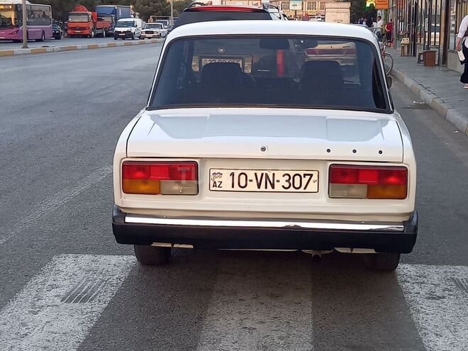 LADA (VAZ) 2107 2007, 220,000 km - 1.6 л - Sumqayıt