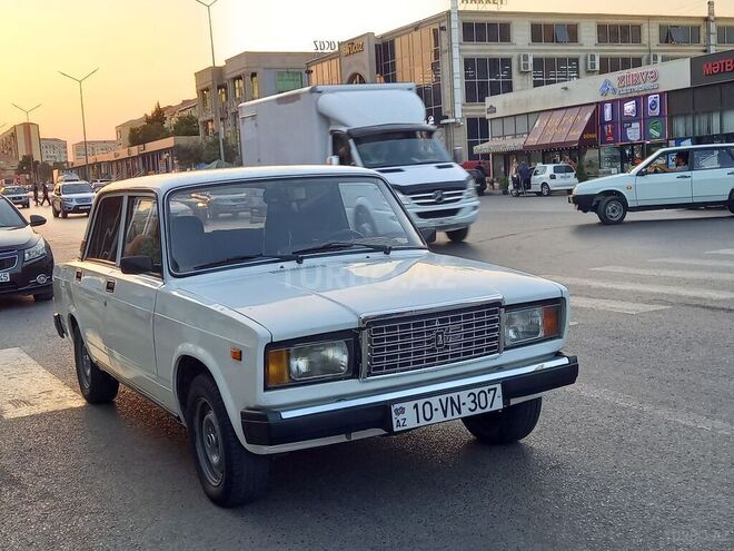 LADA (VAZ) 2107 2007, 220,000 km - 1.6 л - Sumqayıt