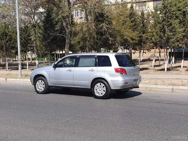 Mitsubishi Airtrek 2002, 320,000 km - 2.0 l - Sumqayıt
