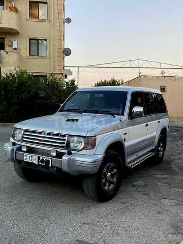 Mitsubishi Pajero 1994, 283,000 km - 2.8 л - Bakı