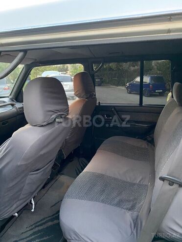 Mitsubishi Pajero 1994, 283,000 km - 2.8 л - Bakı