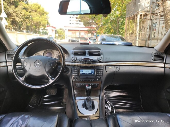 Mercedes E 270 2002, 390,000 km - 2.7 л - Bakı