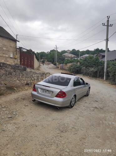 Mercedes E 270 2002, 390,000 km - 2.7 л - Bakı