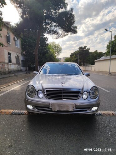 Mercedes E 270 2002, 390,000 km - 2.7 л - Bakı
