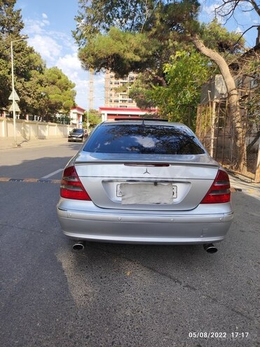 Mercedes E 270 2002, 390,000 km - 2.7 л - Bakı
