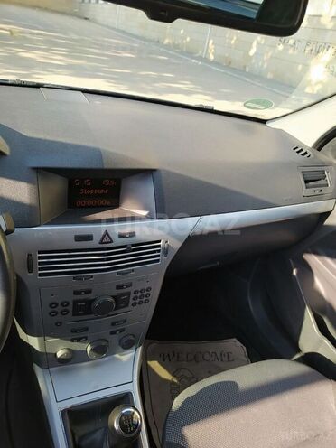 Opel Astra 2009, 325,718 km - 1.4 l - Bakı