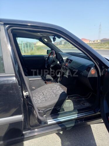 Mercedes C 250 1999, 425,000 km - 2.5 л - Bakı