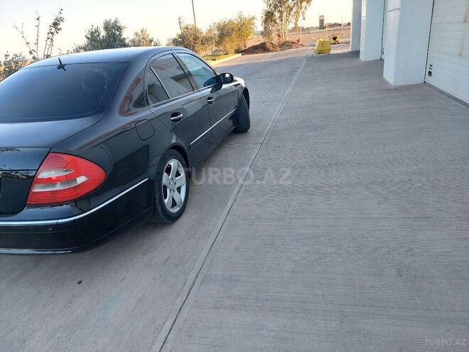 Mercedes E 240 2004, 323,117 km - 2.6 l - Bakı
