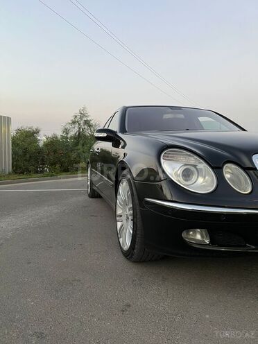 Mercedes E 320 2003, 264,910 km - 3.2 l - Sabirabad