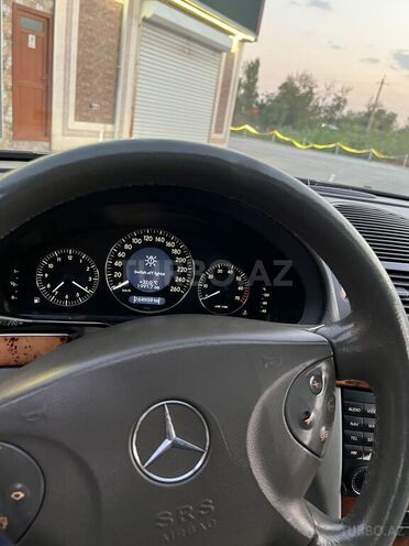 Mercedes E 320 2003, 264,910 km - 3.2 l - Sabirabad