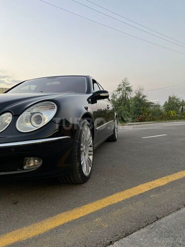 Mercedes E 320 2003, 264,910 km - 3.2 l - Sabirabad