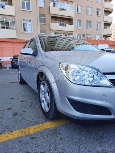 Opel Astra 2008, 178,000 km - 1.3 l - Bakı