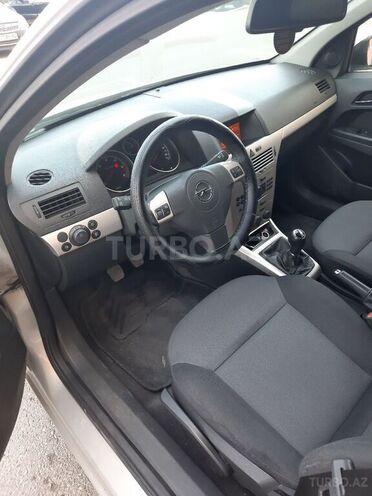 Opel Astra 2008, 178,000 km - 1.3 l - Bakı