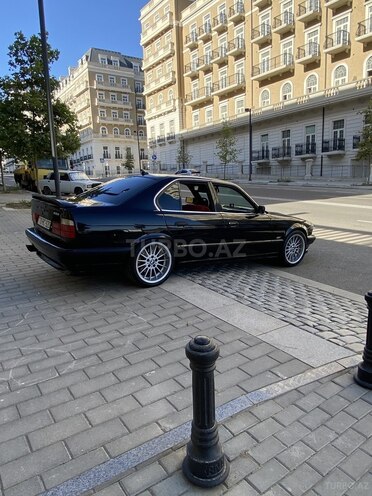 BMW 525 1993, 225,000 km - 2.5 l - Bakı