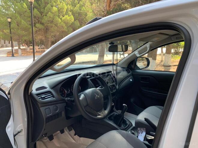 Mitsubishi L200 2020, 59,200 km - 2.4 l - Bakı