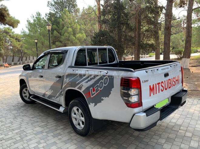 Mitsubishi L200 2020, 59,200 km - 2.4 l - Bakı