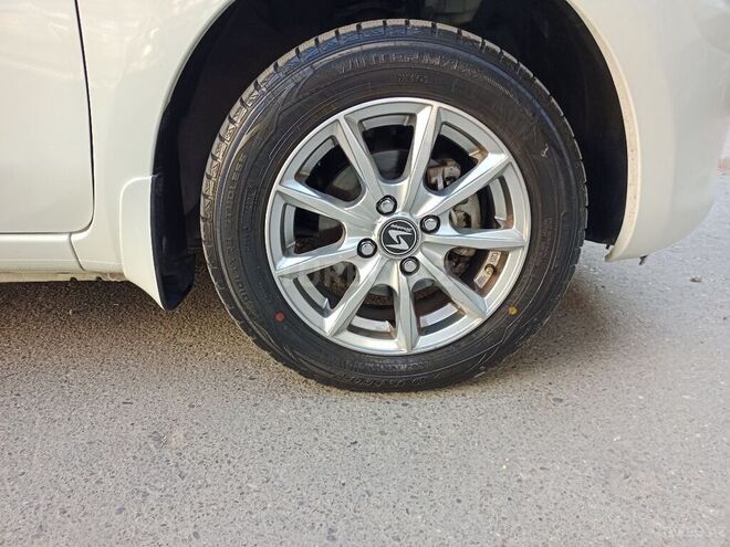 Nissan March 2013, 27,000 km - 1.2 l - Bakı