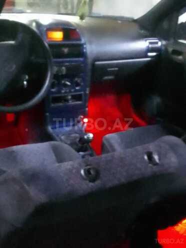 Opel Astra 1998, 220,000 km - 1.6 l - Bakı