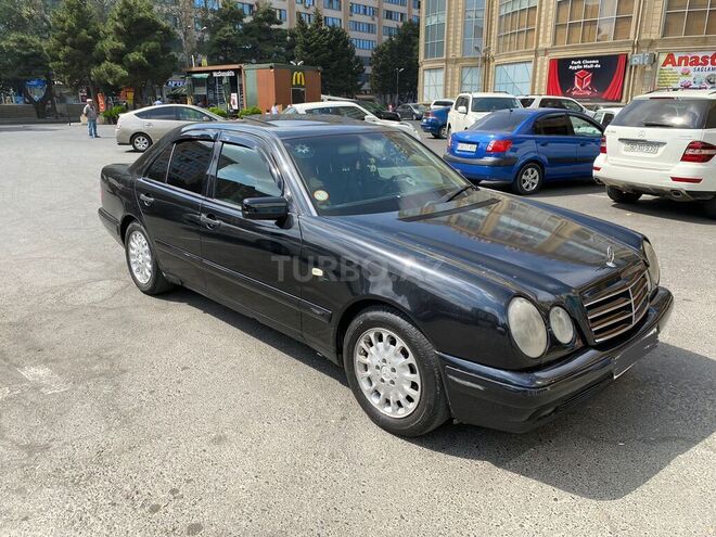 Mercedes E 240 1998, 409,432 km - 2.4 l - Bakı