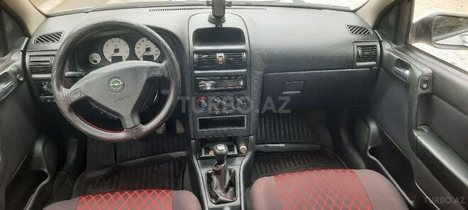 Opel Astra 1999, 290,000 km - 1.6 l - Qusar