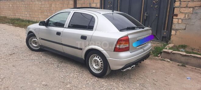 Opel Astra 1999, 290,000 km - 1.6 l - Qusar