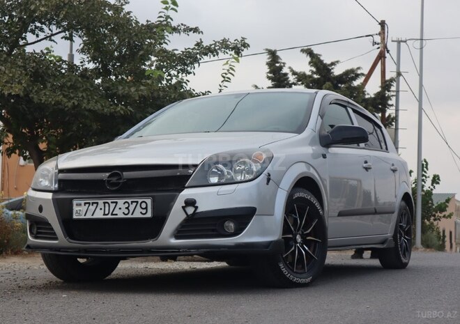 Opel Astra 2006, 191,000 km - 1.4 l - Bakı