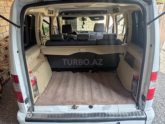 Ford Tourneo Connect 2007, 278,000 km - 1.8 l - Quba