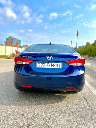 Hyundai Elantra 2013, 77,000 km - 1.8 л - Bakı