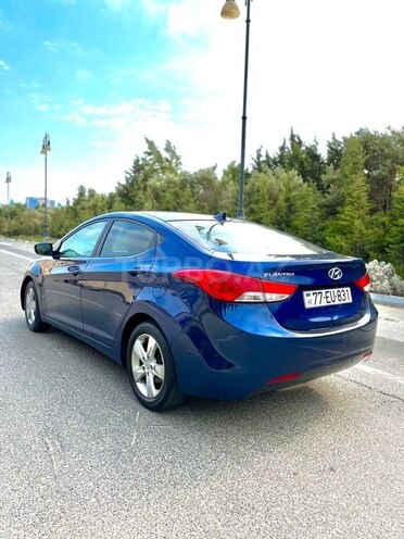 Hyundai Elantra 2013, 77,000 km - 1.8 л - Bakı