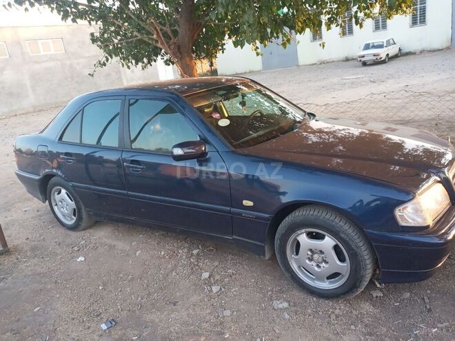 Mercedes C 180 1998, 433,000 km - 1.8 l - Bakı
