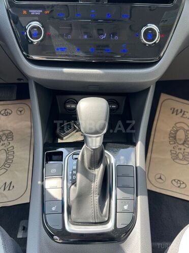 Hyundai  2021, 26,000 km - 1.6 l - Bakı