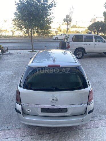 Opel Astra 2006, 216,000 km - 1.3 l - Bakı