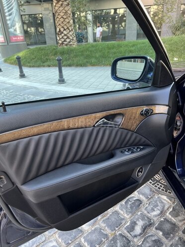 Mercedes E 220 2007, 301,000 km - 2.2 l - Bakı