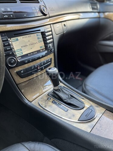 Mercedes E 220 2007, 301,000 km - 2.2 l - Bakı