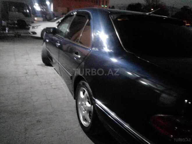 Mercedes E 230 1996, 283,650 km - 2.3 л - Sumqayıt