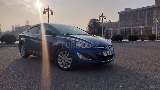 Hyundai Elantra 2014, 209,215 km - 1.8 l - Ucar