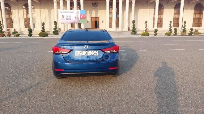 Hyundai Elantra 2014, 209,215 km - 1.8 l - Ucar
