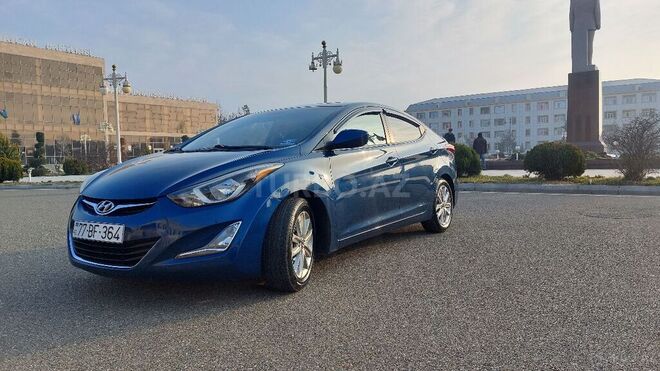 Hyundai Elantra 2014, 209,215 km - 1.8 l - Ucar