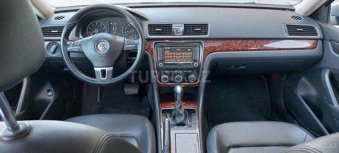 Volkswagen Passat 2012, 165,000 km - 2.5 l - Bakı