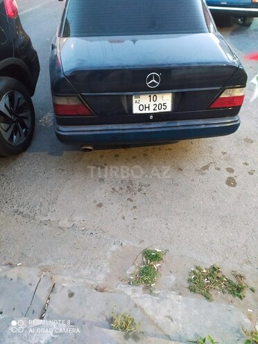 Mercedes E 200 1990, 235,300 km - 2.0 l - Bakı