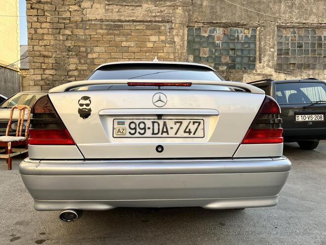 Mercedes C 180 1999, 451,000 km - 1.8 l - Xırdalan